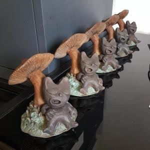 Mushroom bronze sculpture