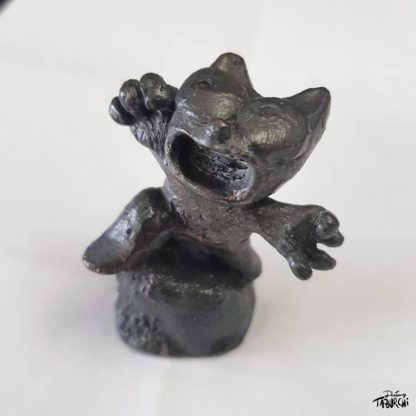 A bronze figurine of Jérémy Taburchi